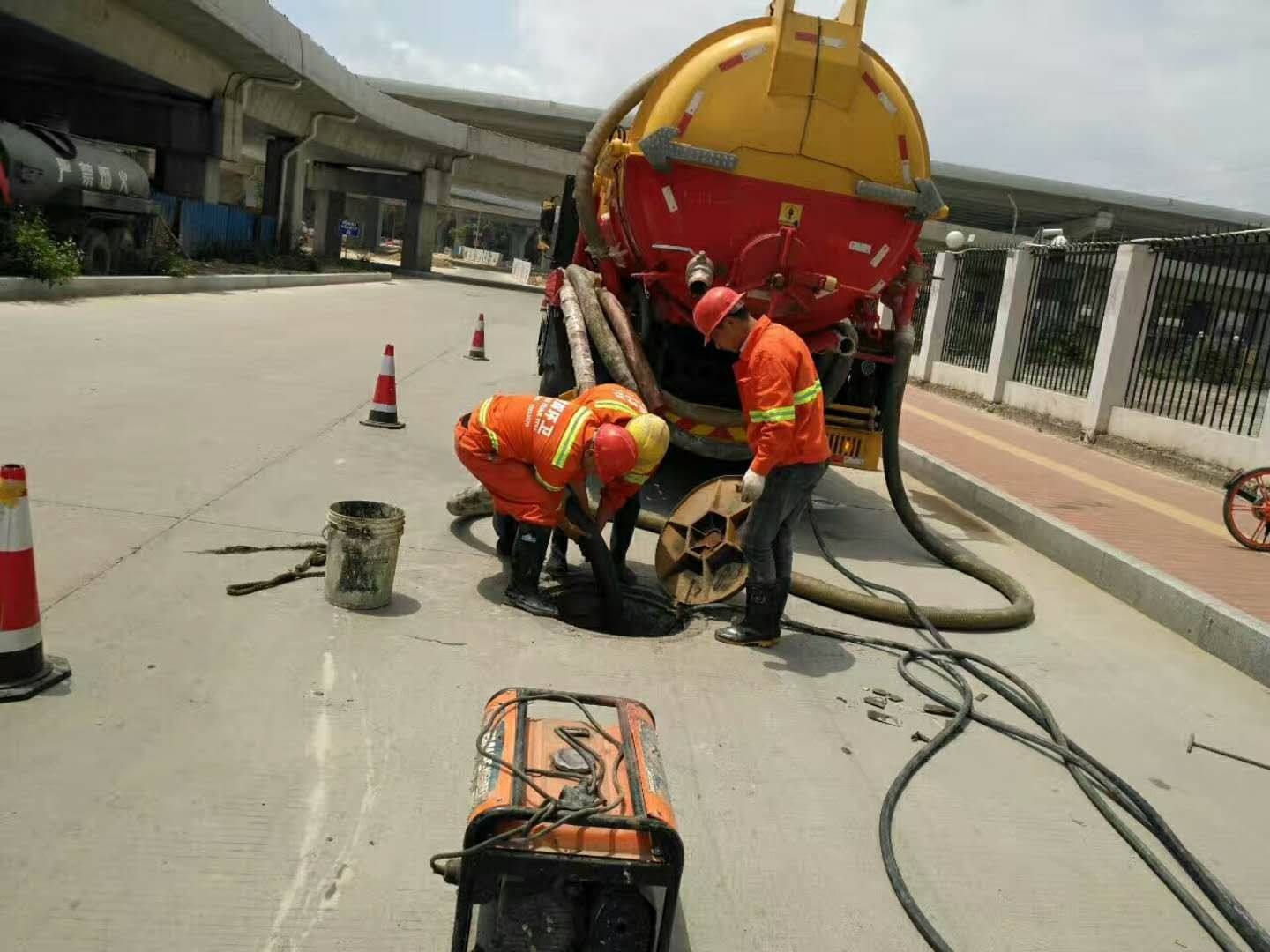 化糞池清掏